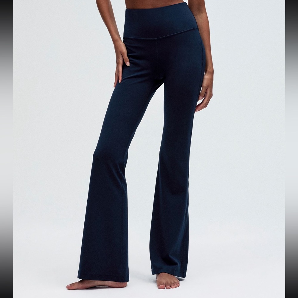 Women's Lulu lemon groove nulu super-high rise Navy Flared Pants